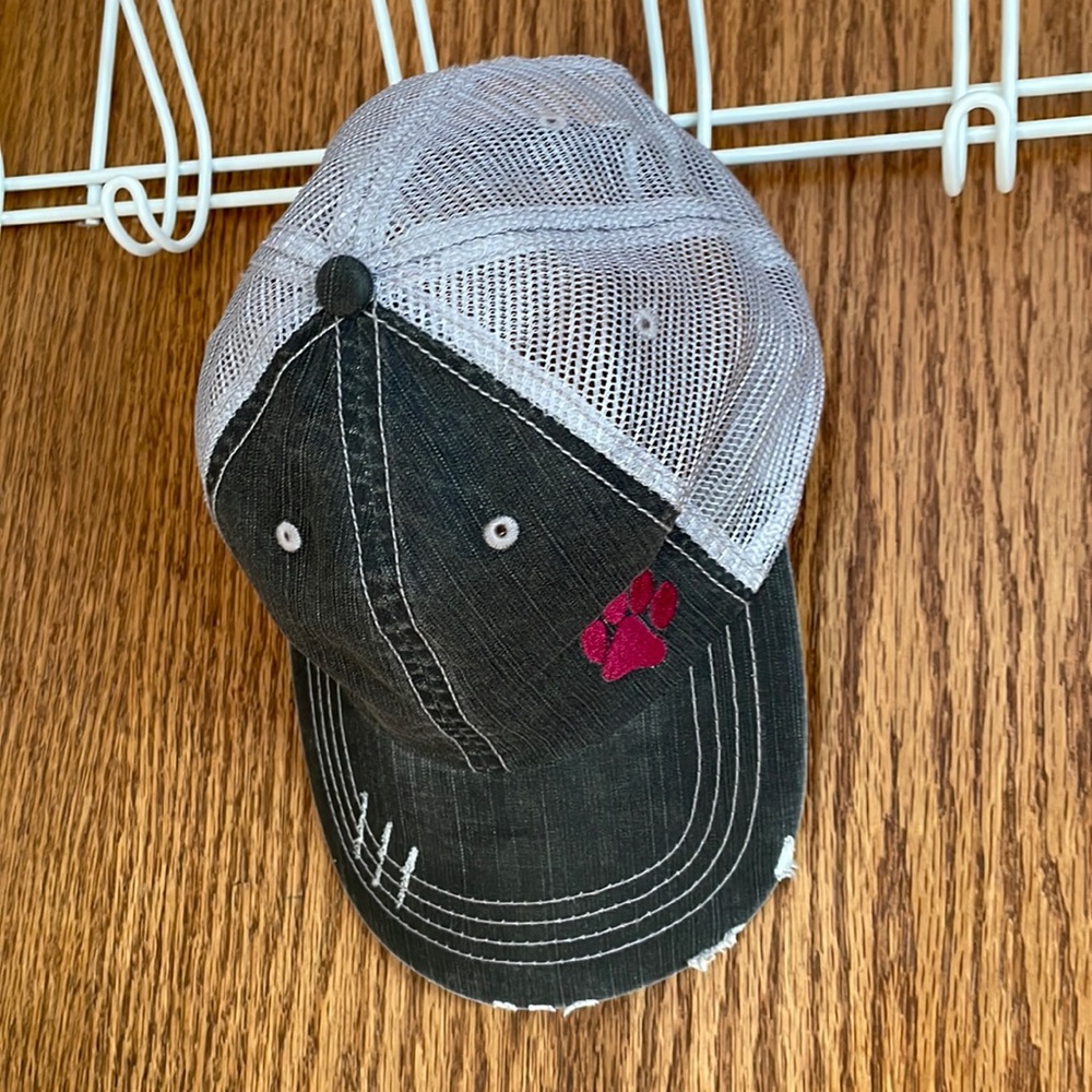 Brand new hat with dog paw print never worn